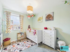 Bedroom- click for photo gallery